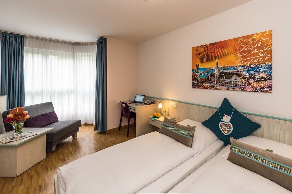Hotel Amenity Monaco di Baviera Camera foto